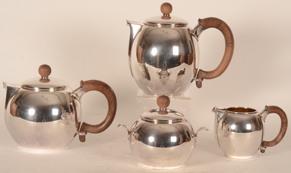 Wolfers Freres S.A. — Pantagruel, service a the et cafe art deco en argent massif et bois.