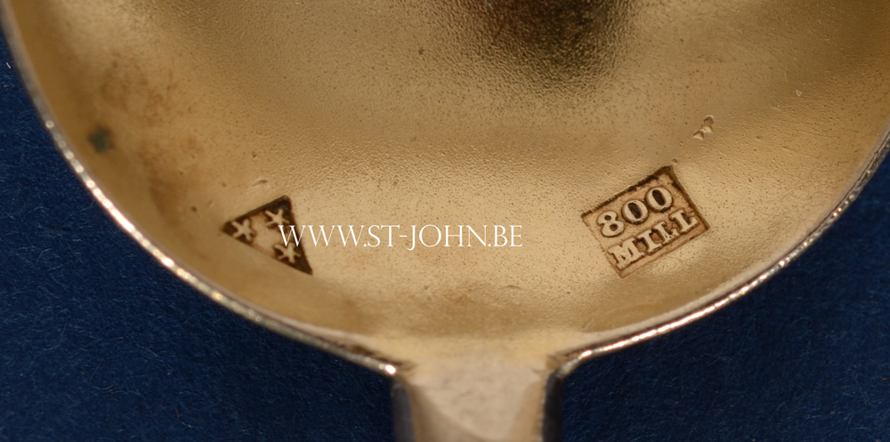 Wolfers Freres — Makers mark and early alloy mark 800 Mill