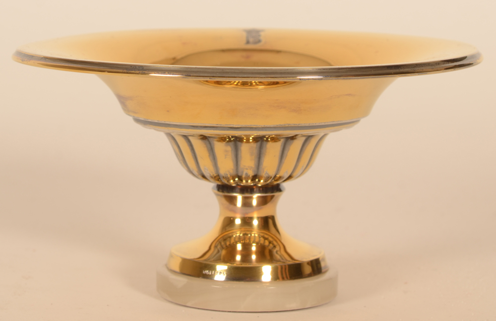 Wolfers Frères SA — Coupe de présentation avec le chiffre du Roi Baudouin, vermeil et onyx