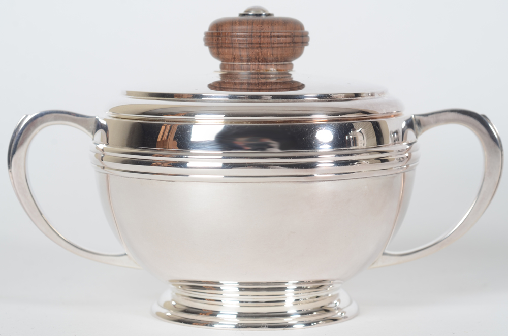 Wolfers Frères (Bruxelles) — Detail of the sugar bowl