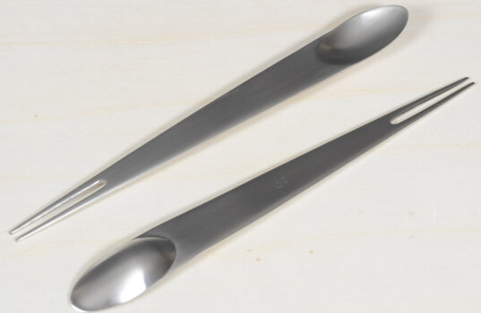 Nedda El-Asmar 4 appetizer combi-sticks for Gense