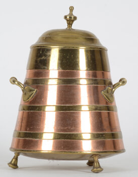 A Dutch Arts and Crafts 'Doofpot' or Ashes box, ca. 1900