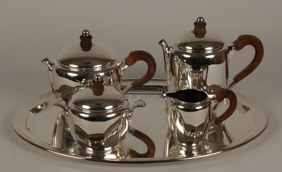 Wolfers Frères S.A. silver art deco coffee and tea service Sf 448