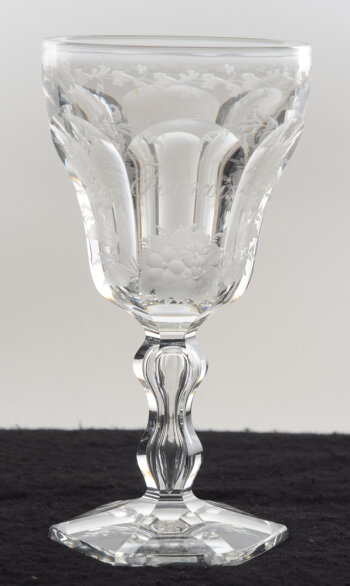 Val St-Lambert Lalaing a large cut crystal wine glass, engraved with the name François