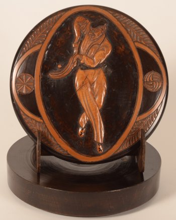 Box with basque pelote player