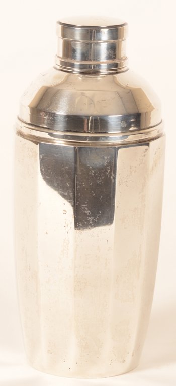 Orfevrerie Derck Silver art deco shaker