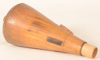 Sourdinne in wood
